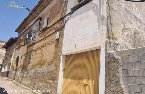 Casa solar  de 1588 llena de historia en Loscorrales - HUESCA