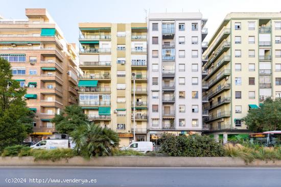  ¡TE PRESENTAMOS ESTE BONITO PISO DE 3 DORMITORIOS Y 1 BAÑO EN CAMINO DE RONDA ¡¡ - GRANADA 