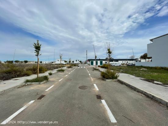  Terreno urbano en UE5  Las Vaqueras  (tras Aldi) - CADIZ 