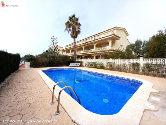 AMPLIO DÚPLEX ADOSADO EN VENTA EN CAP ROIG (L'AMPOLLA) - TARRAGONA