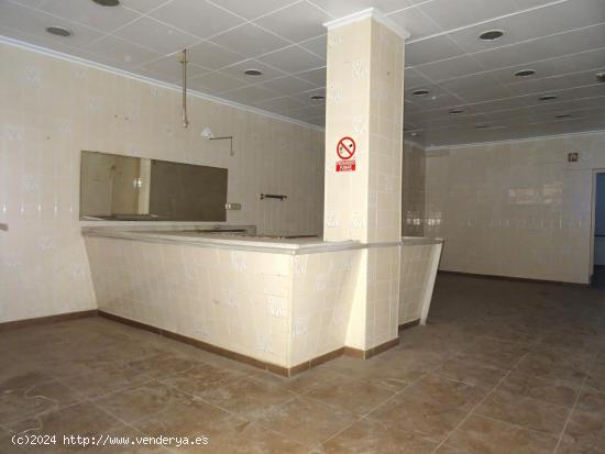 ¡Local Comercial EN ALQUILER en zona Estación! - MURCIA