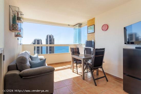  Piso 2 dorm con balcón y vistas al mar en Vía Parque Playa de Poniente- www.inmobiliarialesdunes.c 