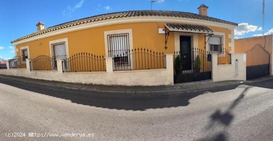  SE VENDE CHALET EN PEDANIA DE JEREZ - CADIZ 