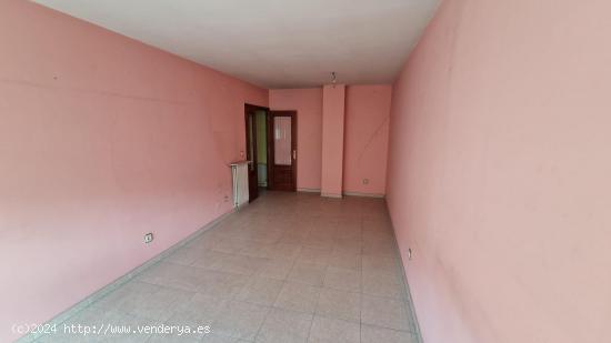 SE VENDE APRTAMENTO EN ZONA ALTA - LEON