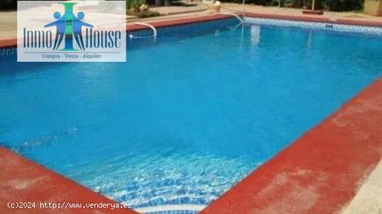 INMOHOUSE VENDE CASA INDEPENDIENTE CON PISCINA PROPIA (REF.M104) - ALBACETE