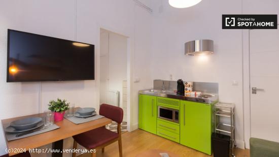 Elegante apartamento de 1 dormitorio en alquiler en el centro de la ciudad - GRANADA