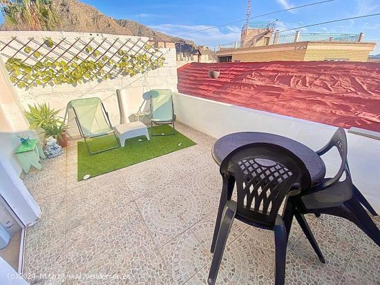  MAGNÍFICO PISO EN ORIHUELA CON TERRAZA AMPLIA, BALCÓN Y BARBACOA, LISTO PARA VIVIR...¡¡VISITELO! 