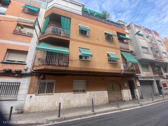  Se Vende en Santa Coloma de Gramanet - BARCELONA 