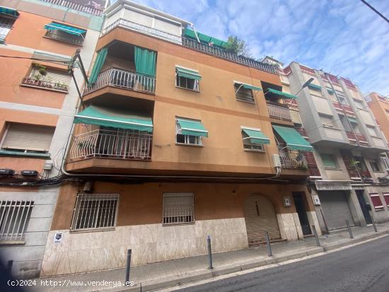 Se Vende en Santa Coloma de Gramanet - BARCELONA