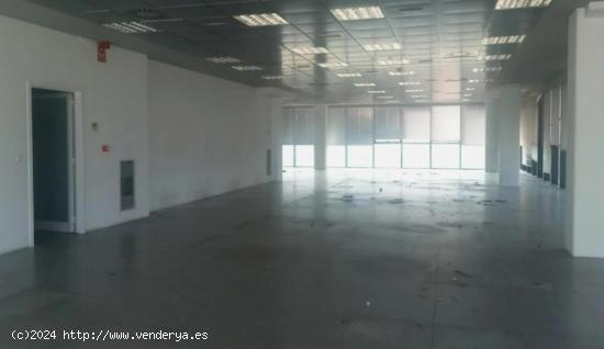 Moderno Edificio de Oficinas y Local Comercial en Zaragoza - Oportunidad Impecable - ZARAGOZA