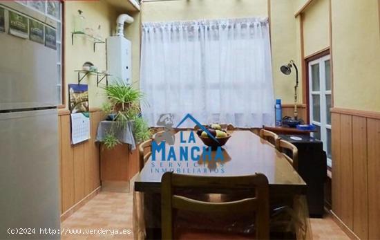 INMOBILIARIA LA MANCHA VENDE CASA EN ZONA FERIA/FRANCISCANOS - ALBACETE