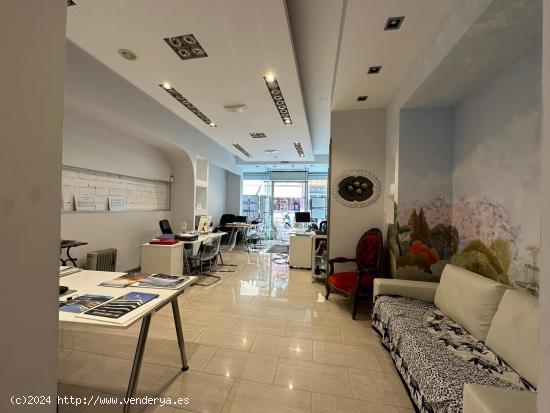 CENTRO FUENGIROLA - LOCAL COMERCIAL  135 M2 CON ESCAPARATE A CALLE - MALAGA