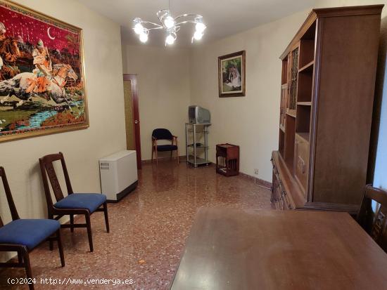 VIVIENDA DE 4 DORMITORIOS EN ZONA SAN JUAN - ALBACETE