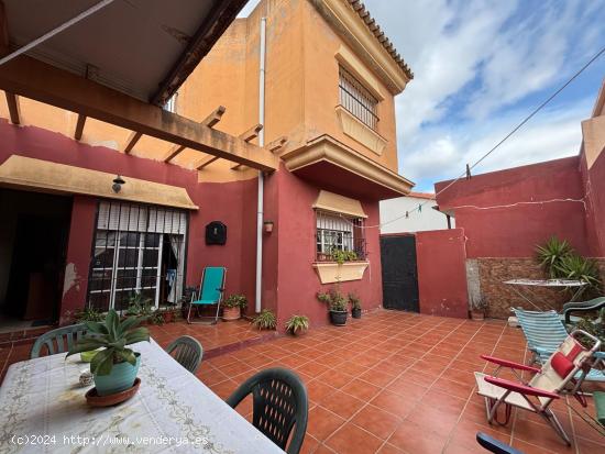 VENTA CASA PAREADA EN RINCONCILLO - CADIZ