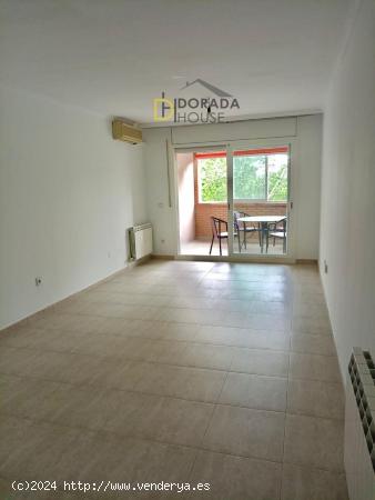 Fantástico piso en el centro de Cambrils - TARRAGONA