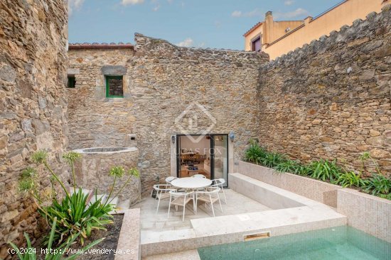 Casa en venta en Gualta (Girona)