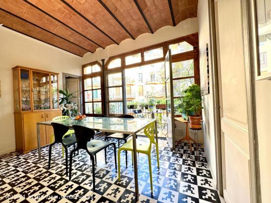 Piso de 5 habitaciones en finca modernista - BARCELONA