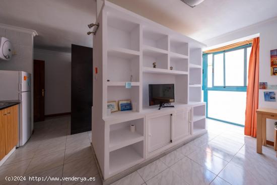 LUMINOSO ESTUDIO EN VENTA EN SANTA CATALINA - LAS PALMAS