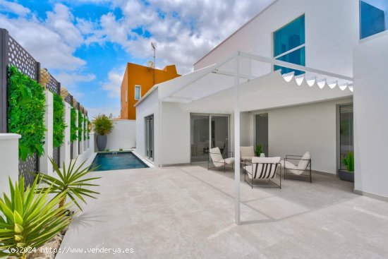 Villa en venta en Adeje (Tenerife)