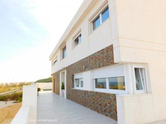  Villa en venta en Guardamar del Segura (Alicante) 