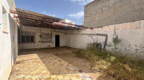 Casa para reformar en La Aljorra - Cartagena con mucho potencial. - MURCIA