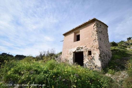  Venta terreno con casa para reformar - ALICANTE 