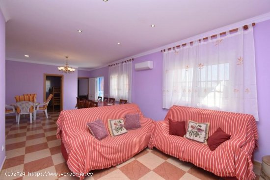 Villa en venta en Olocau (Valencia)