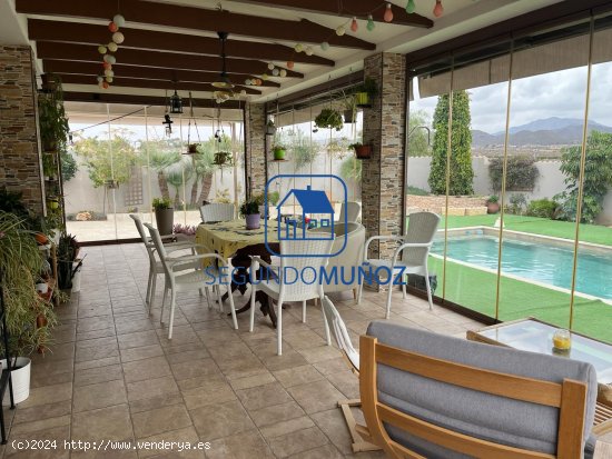 Villa en venta en Mazarrón (Murcia)