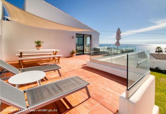 Villa en venta en Estepona (Málaga)