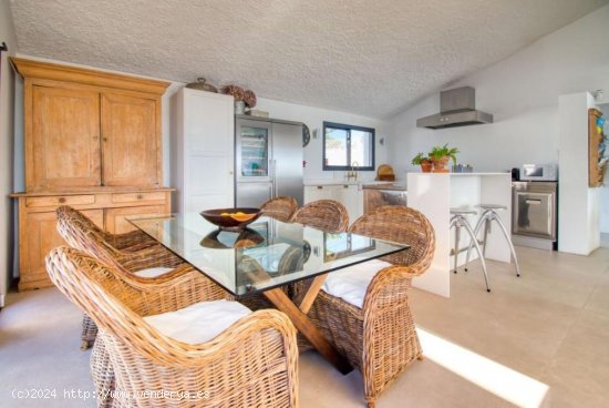 Villa en venta en Estepona (Málaga)