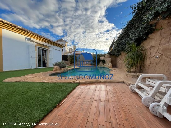 Chalet en venta en Mazarrón (Murcia)