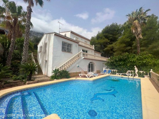 Villa en venta en Dénia (Alicante)