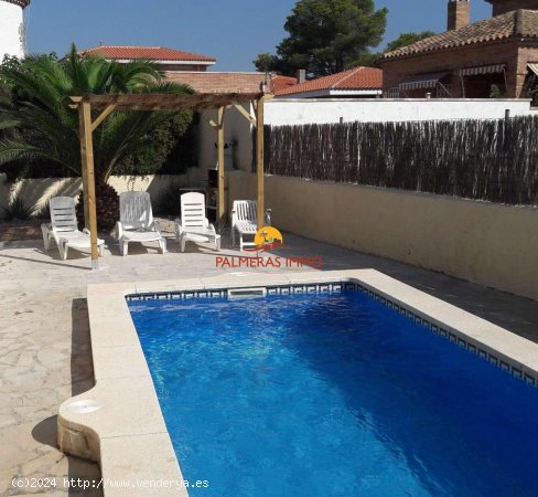 Casa en venta en Mont-roig del Camp (Tarragona)