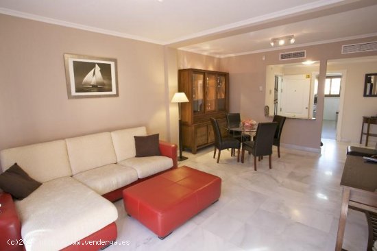 Apartamento en alquiler en Estepona (Málaga)