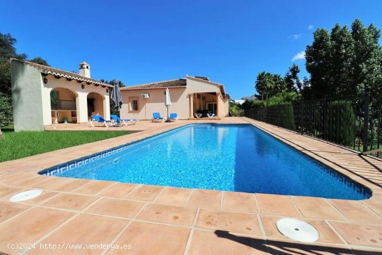 Villa en venta en Dénia (Alicante)