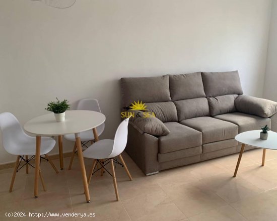 Apartamento en alquiler en Los Alcázares (Murcia)