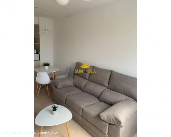 Apartamento en alquiler en Los Alcázares (Murcia)