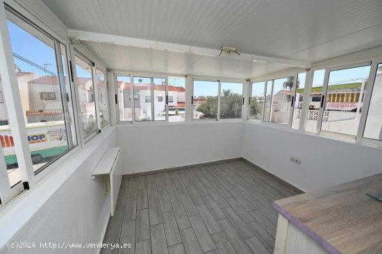 Bungalow en venta en Torrevieja (Alicante)