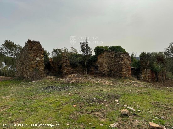 Villa en venta en Cruïlles (Girona)