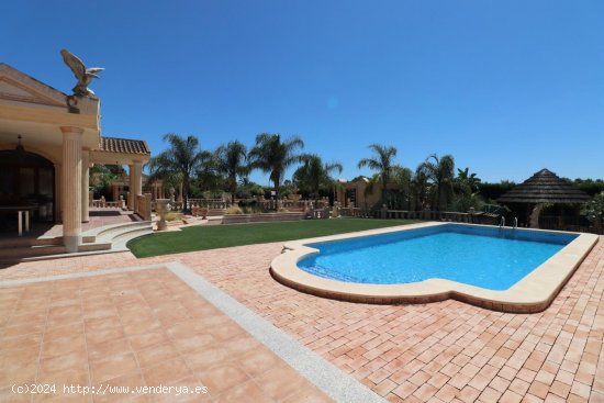 Villa en venta en Daya Vieja (Alicante)