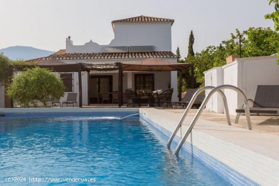  Villa en venta en Estepona (Málaga) 