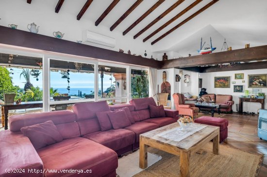 Villa en venta en Estepona (Málaga)