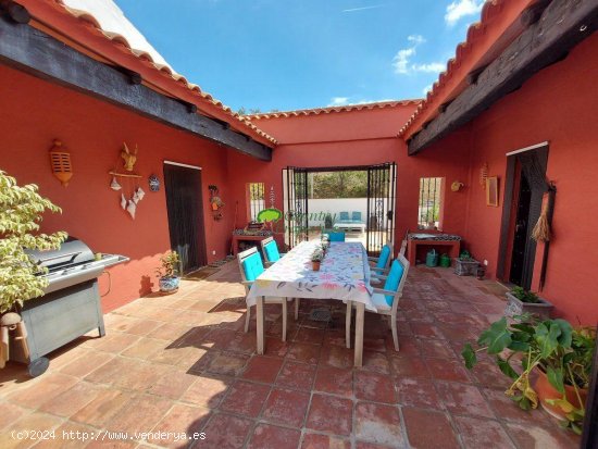 Local en venta en Riogordo (Málaga)