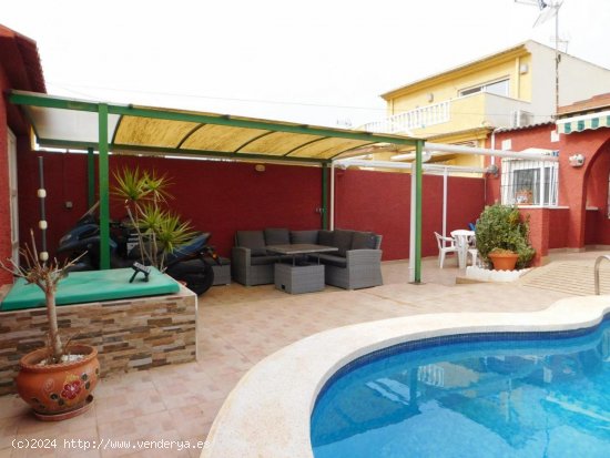 Bungalow en venta en Torrevieja (Alicante)