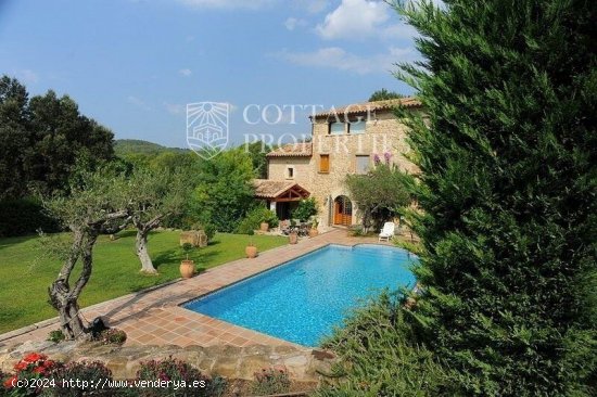 Casa en venta en Cabanelles (Girona)