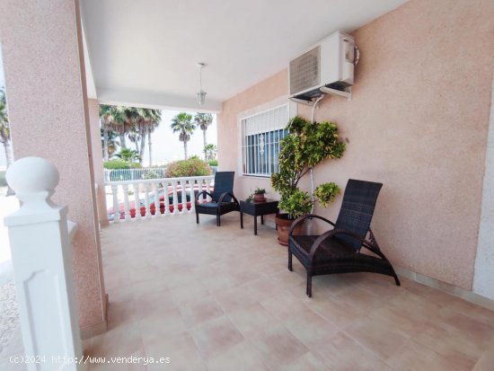 Villa en venta en Dolores (Alicante)