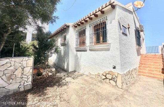 Villa en venta en Pego (Alicante)