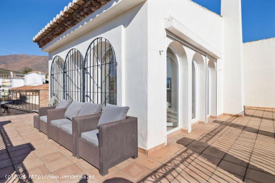 Villa en venta en Estepona (Málaga)