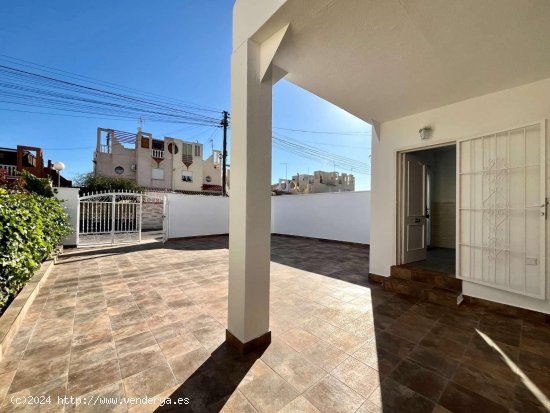  Dúplex en venta en Torrevieja (Alicante) 