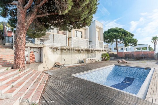 Chalet en venta en Arenys de Mar (Barcelona)